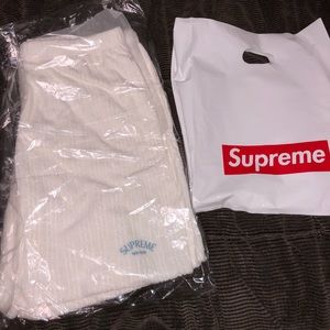 SUPREME CABLE KNIT TERRY SHORT